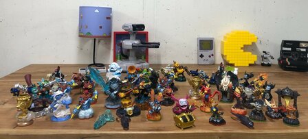 50+ Skylanders