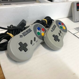 Super Nintendo SNES Console + Super Mario Land [Complete]