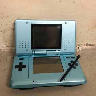 Nintendo DS Original -&nbsp;Turquoise Blue