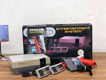 Nintendo NES Console - Action Set [Complete]