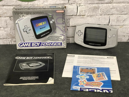 Gameboy Advance Silver [Complete]