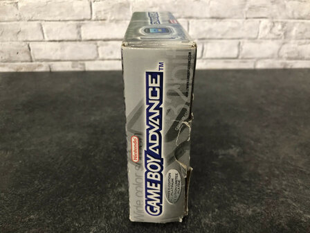 Gameboy Advance Silver [Complete]