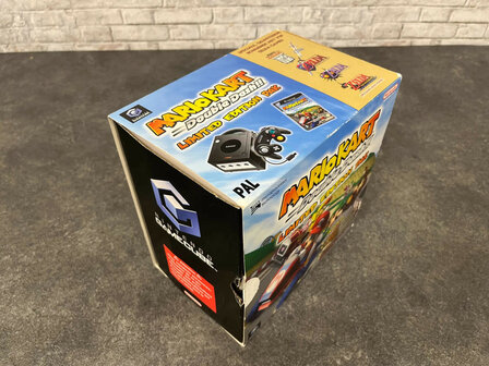Nintendo Gamecube Starter Pack - Mario Kart Double Dash Edition [Complete]