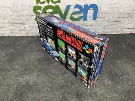 Super Nintendo Starter Pack - Super Mario World Edition [Complete]