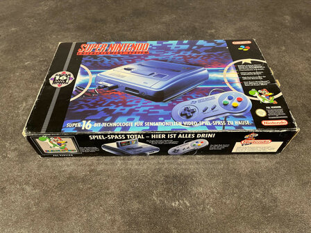 Super Nintendo Starter Pack - Super Mario World Edition [Complete]