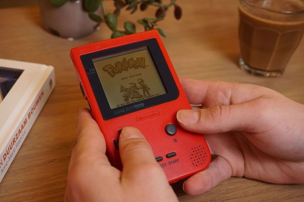 Gameboy Pocket Red