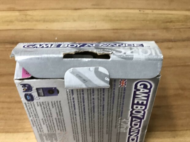 Gameboy Advance White [complete]