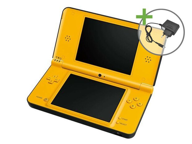 Nintendo DSi XL Yellow