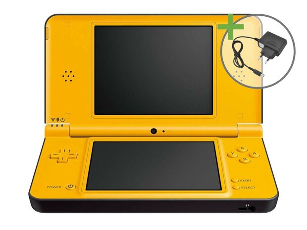 Nintendo DSi XL Yellow