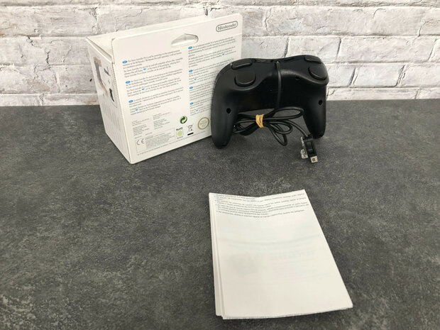 Nintendo Wii Classic Controller - Black [Complete]