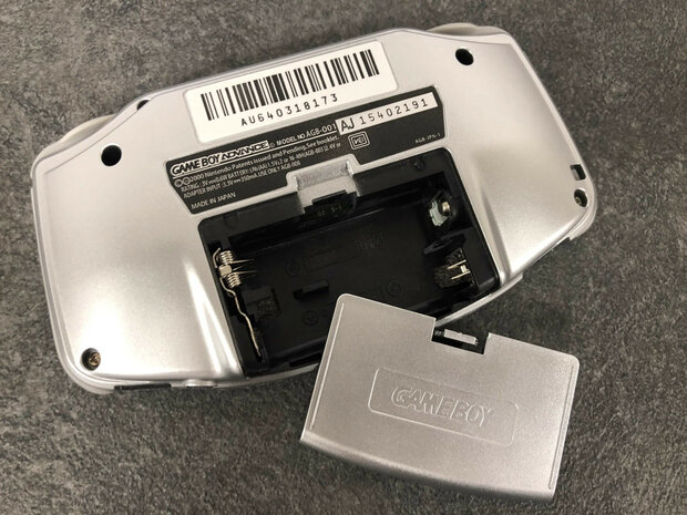 Gameboy Advance Silver [Complete]
