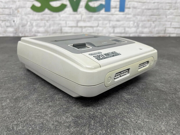 Super Nintendo Starter Pack - Super Mario World Edition [Complete]