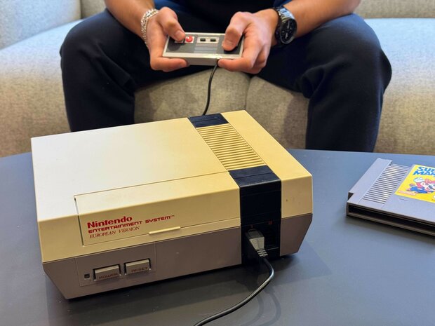 Nintendo NES Console - Budget