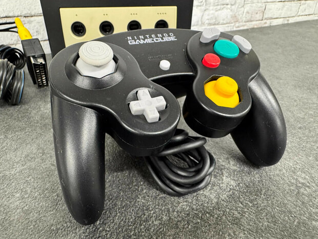 Nintendo Gamecube Starter Pack - Black Edition [Complete]