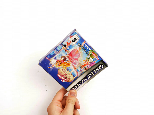 Barbie: 12 Dancing Princesses