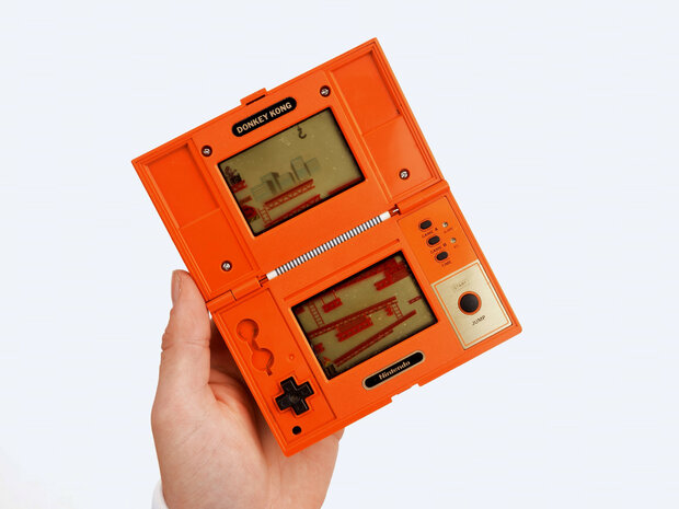 Nintendo Game & Watch - Donkey Kong - Gameboy Classic - Outlet