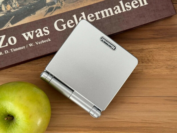 Gameboy Advance SP Silver - USB-C & IPS V5
