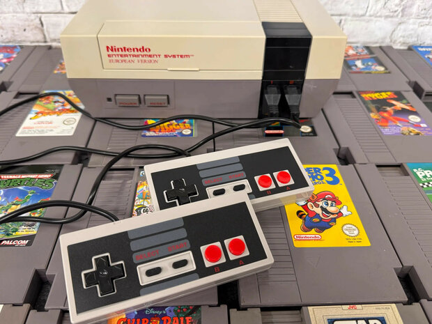 Nintendo NES Starter Pack - Double Value Edition