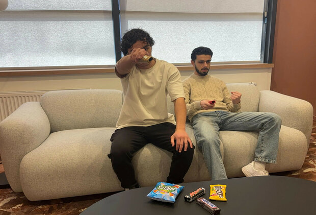 Nintendo Wii Remote Controller Motion Plus Pink