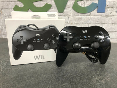 Nintendo Wii Classic Controller - Black [Complete]