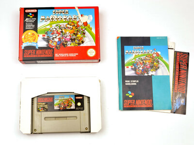 Super Mario Kart
