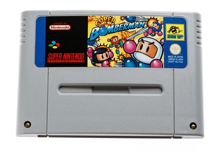 Super Bomberman