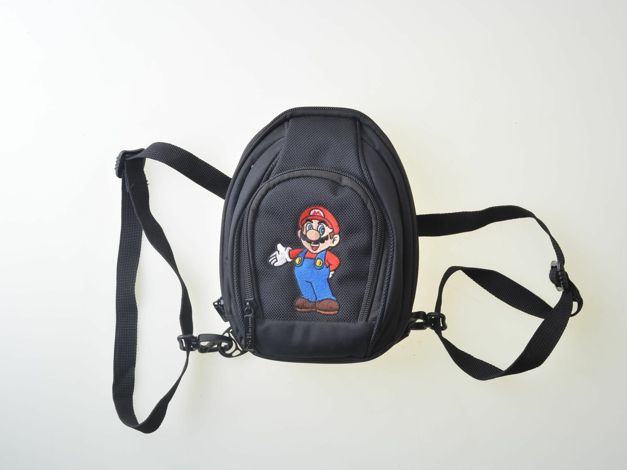 Mario DS Carry Bag - Nintendo DS Hardware