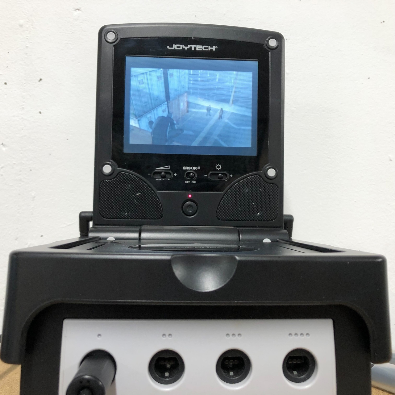 Joytech TFT Colour Monitor - Gamecube Hardware - 2
