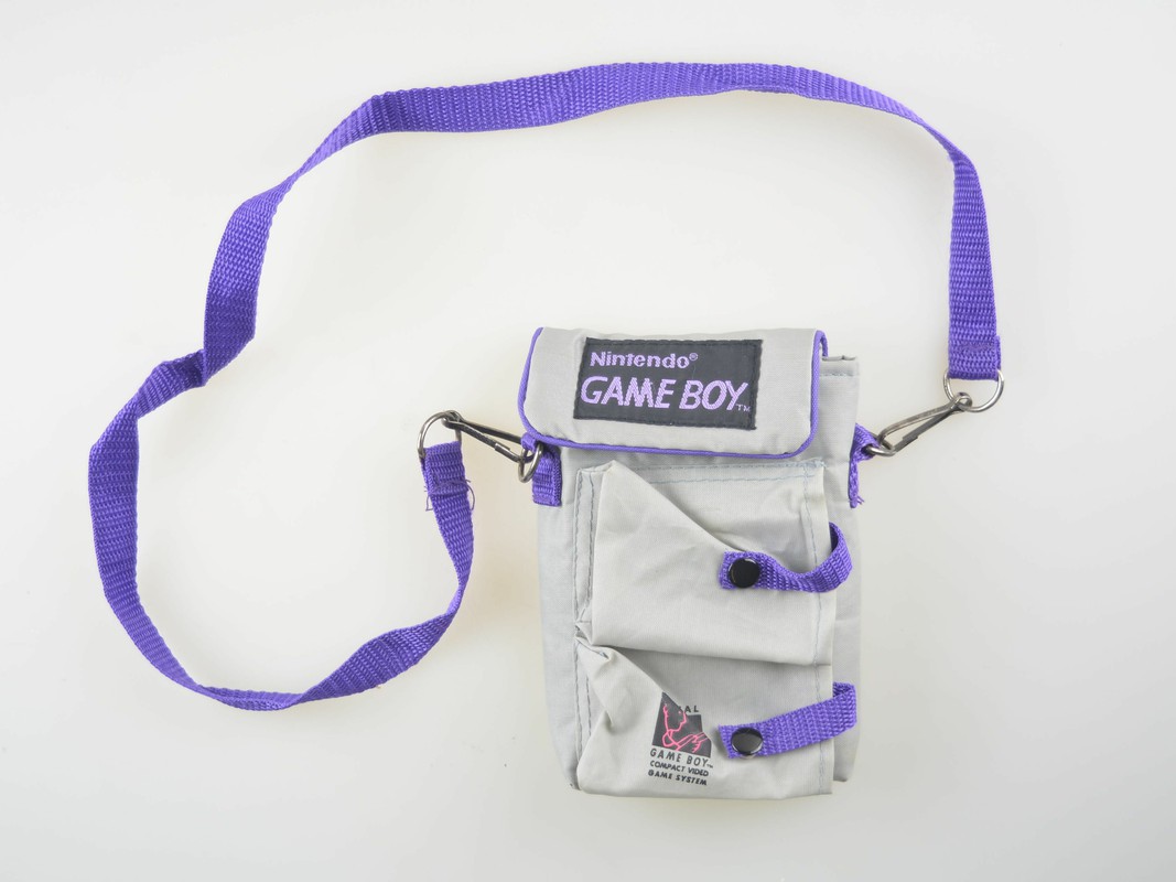 Nintendo GameBoy Bag - Gameboy Classic Hardware