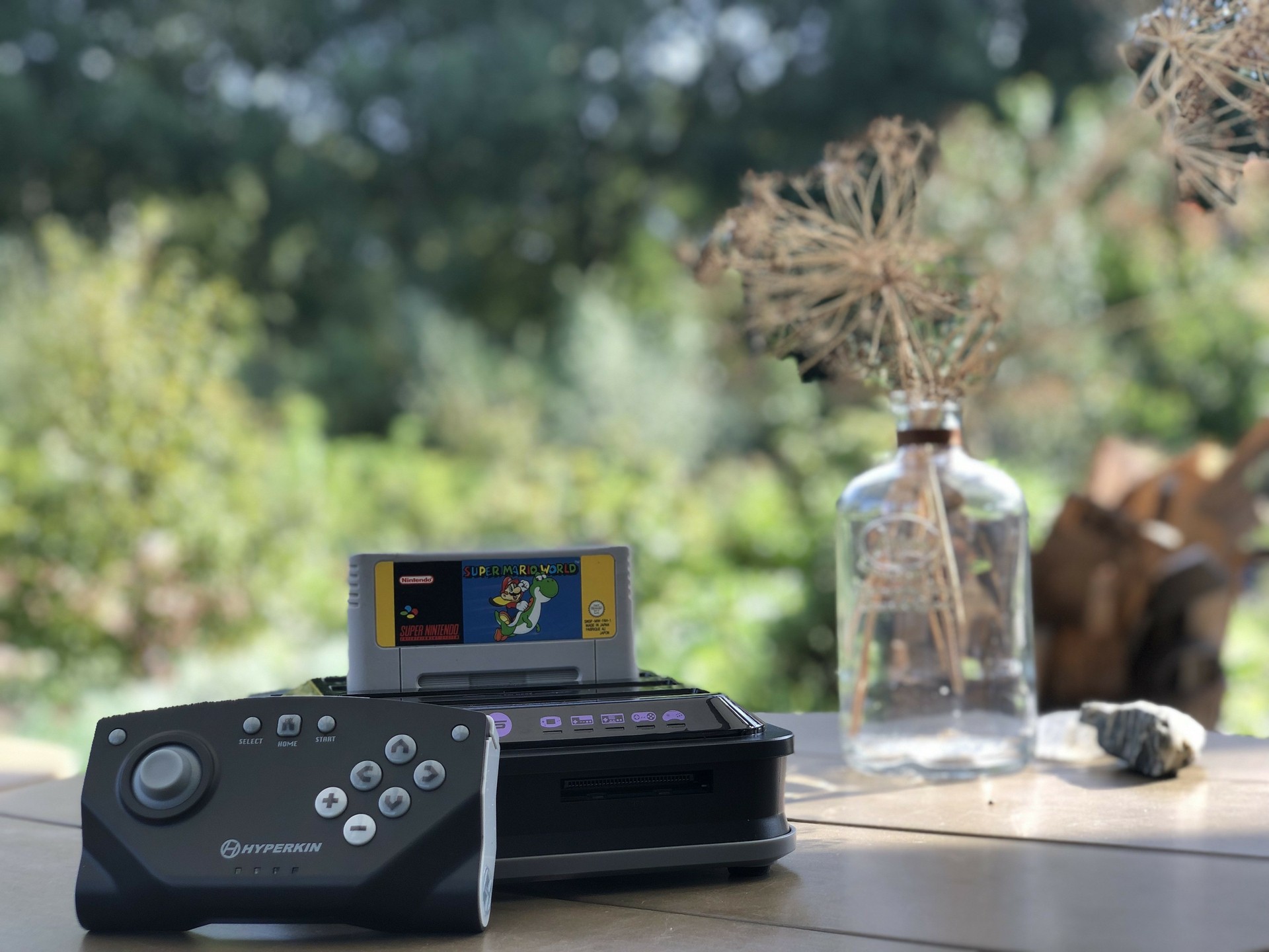 RetroN 5 Black Gaming Console (HDMI) | Nintendo NES Hardware | RetroNintendoKopen.nl