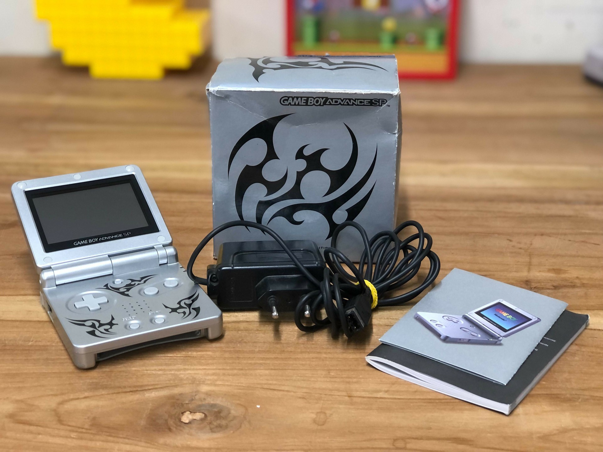 Gameboy Advance SP Tribal [Complete] - Gameboy Advance Hardware - 5