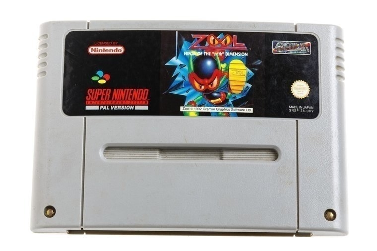 Zool Ninja of the nth Dimension | Super Nintendo Games | RetroNintendoKopen.nl