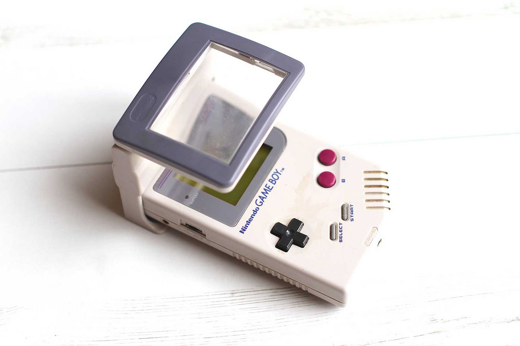 Gameboy Magnifying Glass + Light - Gameboy Classic Hardware